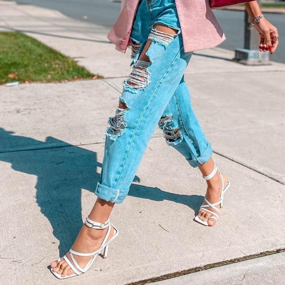 Size 9 Double Square Split Toe Strapp - image 2